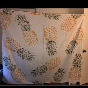 tapestry pineapple